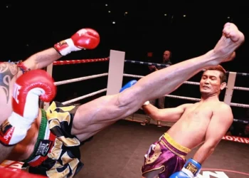 ¿Cómo se puntúa en los combates de kickboxing?